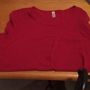 4/$25 LuLaRoe Classic T Maroon